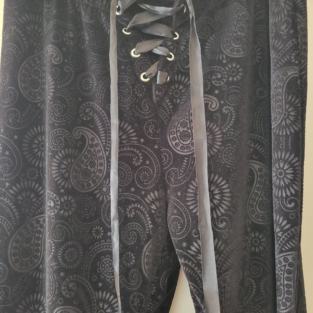 BLACK VELVET BELLBOTTOM PANTS